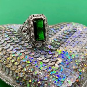 COPY - Emerald green ring